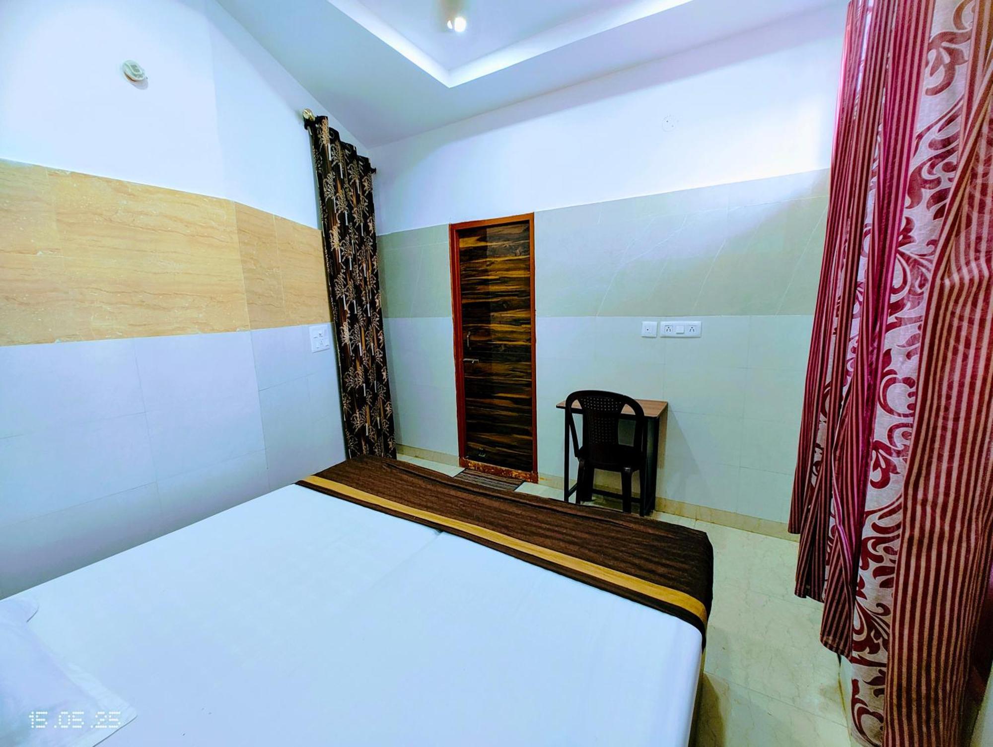 Hotel Yolo- Chandīgarh Exteriér fotografie