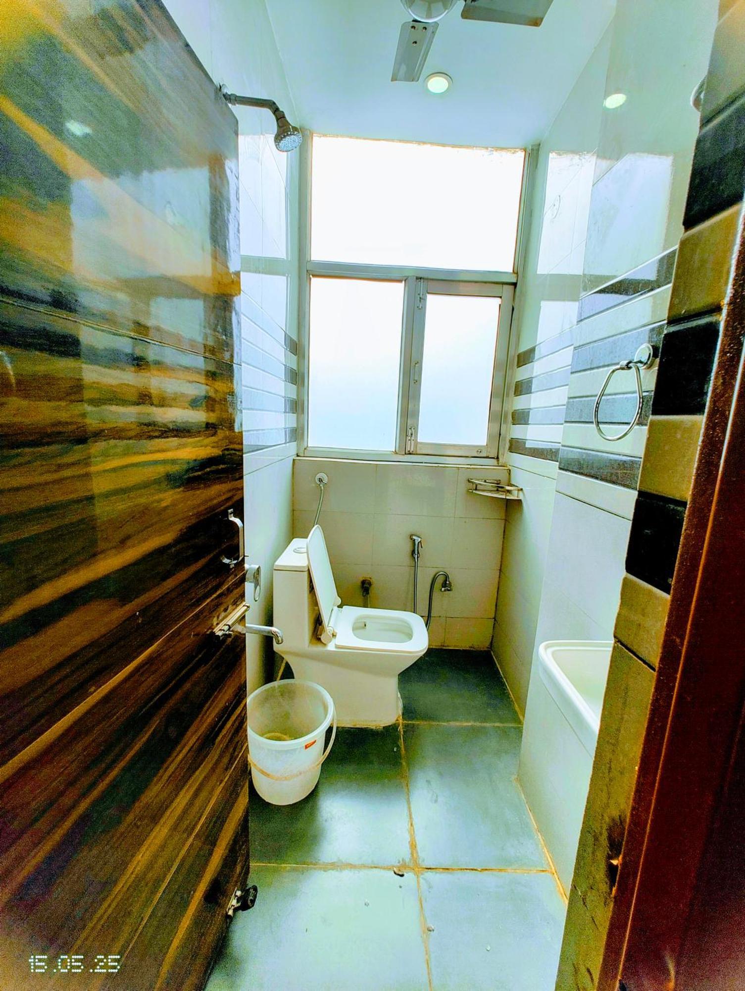 Hotel Yolo- Chandīgarh Exteriér fotografie